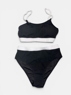 Black & white ribbed knit bikini set with white trim NWOT